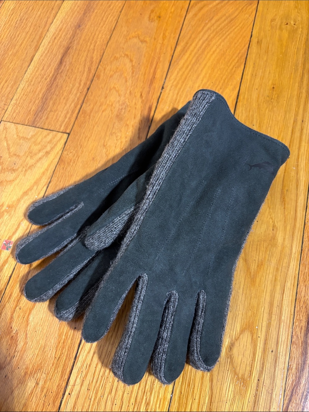 Men's Tommy Bahama Black Suede Winter Gloves with Knit Trim‎